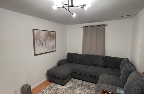 Valley Stream Apartment | Cozy 1-BR apartment in charming Valley Stream and optional car rental on site.