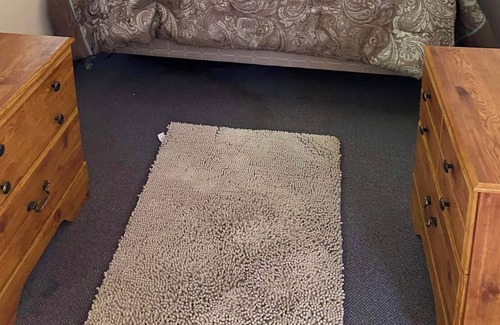 Franklin Apartment | Cozy 1 BR Convenient to Franklin/Oil City! Fully furnished better than a hotel!