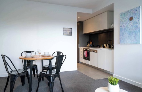 Hawthorn Apartment | Cozy 1B Hawthorn Apt Near Swinburne&Glenferrie Rd