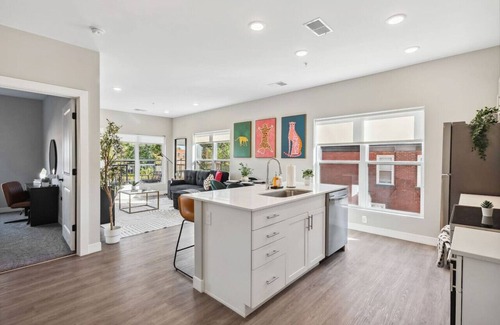 Near East Columbus Apartment | Cozy 1BR/1BA Urban Retreat in Columbus