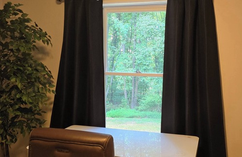 Buford Apartment | Cozy 1Br Minutes from Mall of GA and Lake Lanier