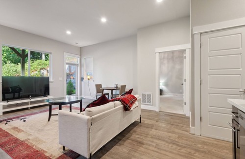 Sammamish Apartment | Cozy 1br Retreat In Sammamish 1 Bedroom Apts