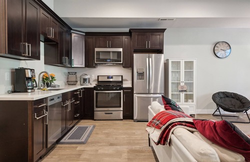 Sammamish Apartment | Cozy 1br Retreat In Sammamish 1 Bedroom Apts