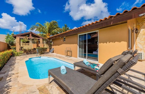 Bubali Apartment | Cozy 1BR1BA w/Private Pool & Patio Close 2 Beach
