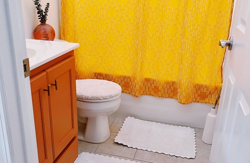 Cape Fear House | Cozy 1pvt room & bath for Traveler/Nurse 2min i95