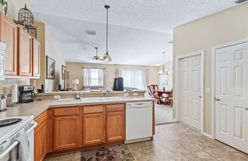 Duval Villa | COZY 2/2 PATIO VILLAGE IN THE VILLAGE OF DUVAL, NEAR POOLS & GOLF COURSES!