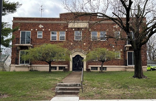 Dayton Condo | Cozy 2-bed 2 bath condo in Dayton with WiFi, AC 3 min to downtown 6 min to UD