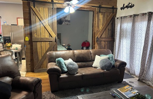 Lincoln County Apartment | Cozy 2 BED apartment in a barn. cows, horses,hot tub. Experience the RANCH life