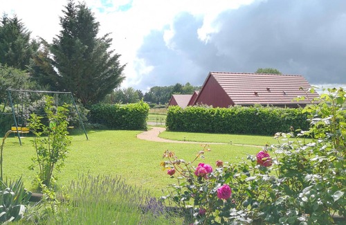 Meillard Cottage | Cozy 2-Bed Gîte with Terrace, Countryside Views, and Family Amenities