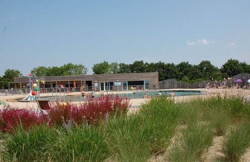 La Chapelle-Hermier Ski Chalet | Cozy 2-Bedroom Chalet with Pool Near Jaunay Lake and Beaches