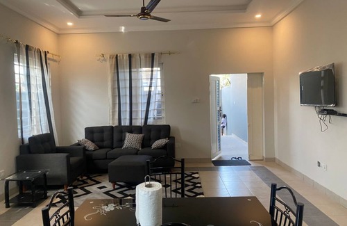 Serrekunda Apartment | Cozy 2-bedroom apartment in pleasant Sanchaba Sulay Jobe with WiFi, AC