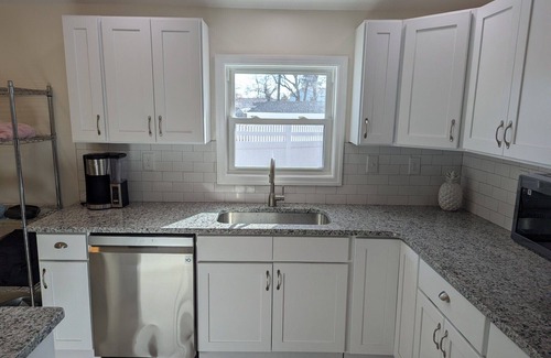 North Cape May House | Cozy 2-bedroom 1 bath cottage in charming North Cape May. Short walk to the bay.