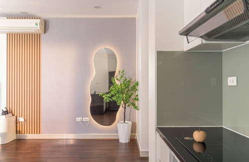 Thao Dien Apartment | Cozy 2-bedroom apartment with fitness room and AC in charming Hồ Chí Minh