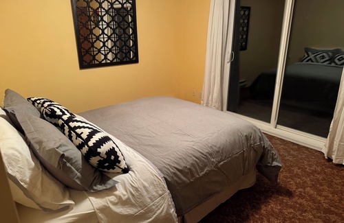 Okanagan-Similkameen Apartment | Cozy 2-bedroom apartment with WiFi, AC in amazing Penticton