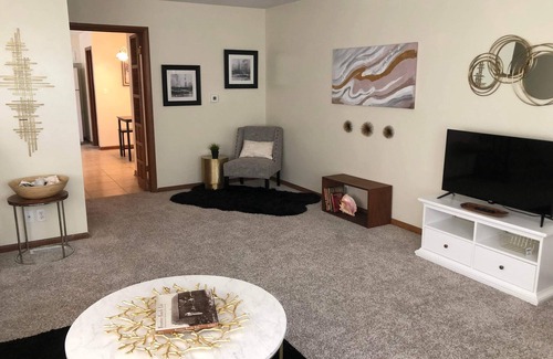 Pittsboro Apartment | Cozy 2-Bedroom Apartment - Close To It All!