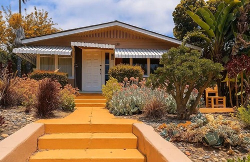 Golden Hill Apartment | Cozy 2-bedroom apartment in charming San Diego with WiFi