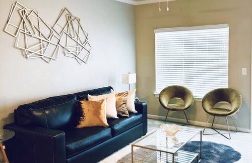 Huntcliff Apartment | Cozy 2-bedroom apartment with WiFi, AC in delightful Columbia