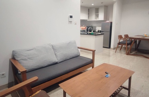Bumi Serpong Damai Apartment | Cozy 2-bedroom apartment in enjoyable Banten with WiFi, fitness room
