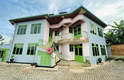 Kigali Apartment | Cozy 2-bedroom apartment in charming Kigali with WiFi