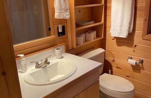 Saranac Lake Cabin | Cozy 2-bedroom cabin with Lake Colby beach access