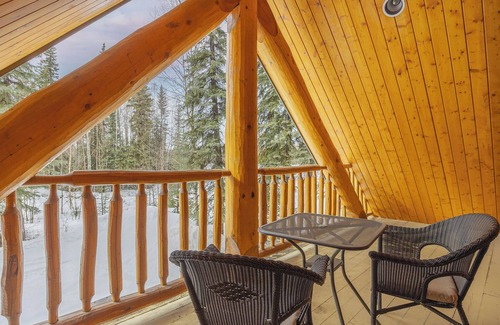 North Pole Cabin | Cozy 2-bedroom CABIN in wonderful North Pole