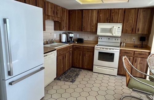 Lake Placid Condo | Cozy 2-bedroom condo with dock access - Lake front on Lake June!