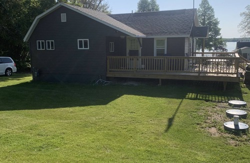 Little Sturgeon House | Cozy 2 Bedroom House Overlooking Little Sturgeon Bay