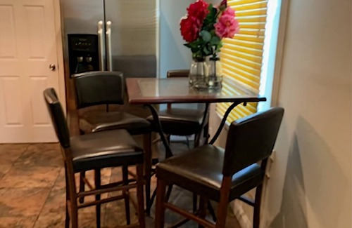 Saint Roch House | Cozy 2 bedroom house 10 minutes from downtown