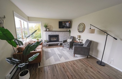 Lynden House | Cozy 2-bedroom house in charming Lynden with WiFi
