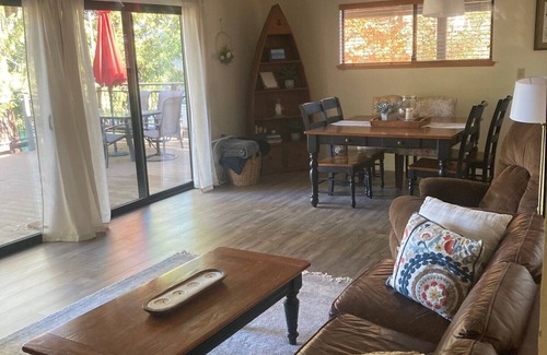 Lake Almanor West House | Cozy 2-bedroom house on Lake Almanor West Golf Course in charming Chester