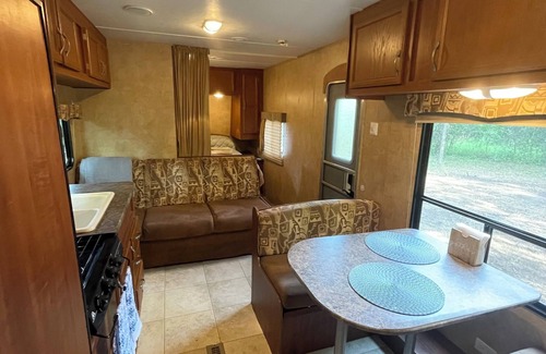 Cecil House | Cozy 2-bedroom RV in a quiet country setting- within 10 minutes from town!