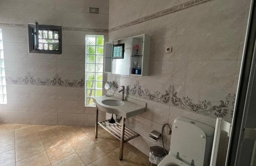 Matola House | Cozy 2-bedroom villa with free parking, near N4