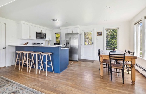 Dorset House | Cozy 2-BR Cottage on a Private Estate in Dorset