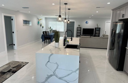 Fort Myers Shores House | *Cozy 2 BR * Waterfront home with Heated Pool