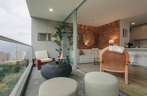 El Tesoro Apartment | - ¡ Cozy 2BDR Apartment with Panoramic View of El Poblado ! -