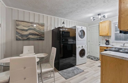 Fayetteville Condo | Cozy 2BDR OasisMin to Med Center, Univ & Downtown