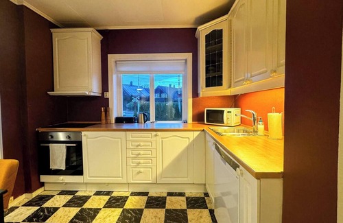 Ullern Apartment | Cozy 2BR Apartment With Parking