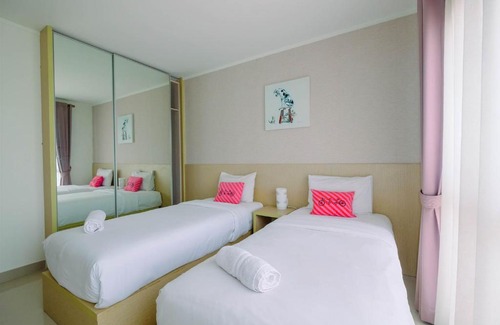 Senayan Apartment | Cozy 2BR Apartment with Sofa Bed at Tamansari Semanggi By Travelio
