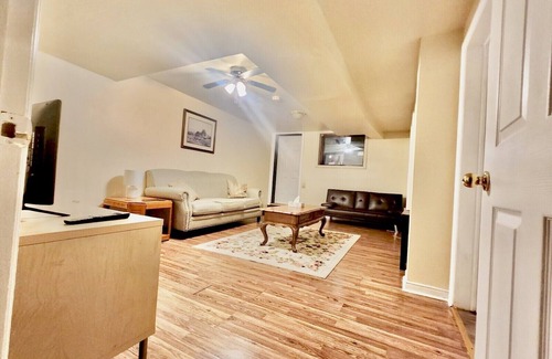 York Regional Municipality Apartment | Cozy 2BR Basement Apt in Newmarket