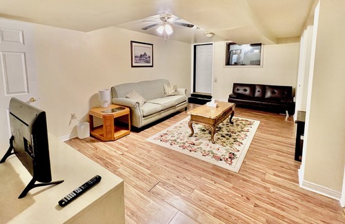 York Regional Municipality Apartment | Cozy 2BR Basement Apt in Newmarket