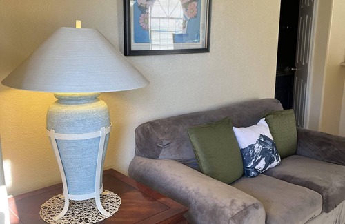 Sunrise Manor House | Cozy 2BR House - Las Vegas, NV - 10 Minutes away from the Las Vegas Strip!
