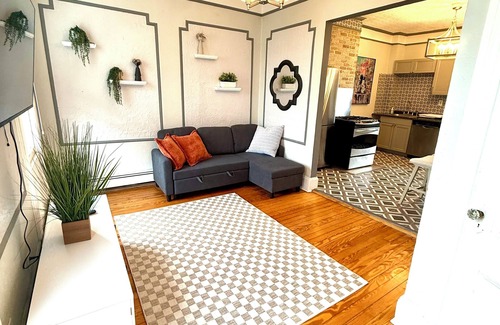 Hoboken Apartment | Cozy 2BR in Heart of Hoboken Near Parks 1 - Stop NYC -Close to bars-restaurants