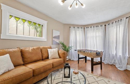 Southside Apartment | Cozy 2BR Near Destiny USA, Syracuse Uni,Zoo & Dtwn