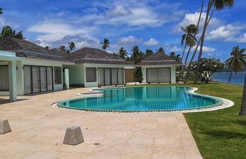 Thong Krut Villa | Cozy 3 bd Pool villa beach front in Kho Samui