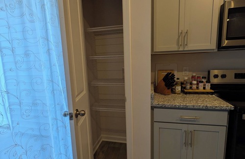 Carthage House | Cozy 3 Bedroom 2.5 Bath Townhome in Charming Carthage