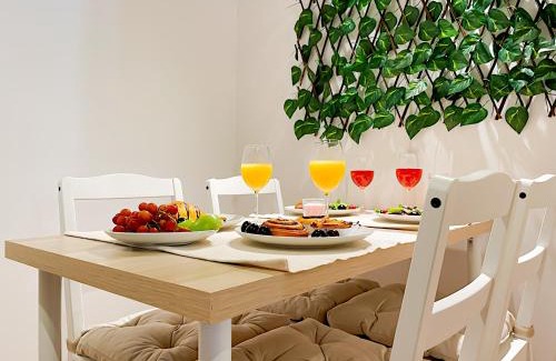 Linda-a-Velha Apartment | Cozy 3 Bedroom Apartment in Belem Lisbon 3 to 5 Guests