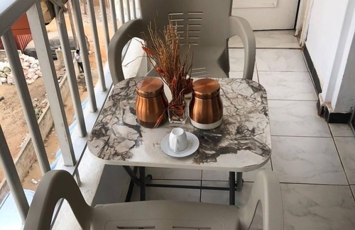 Yof Apartment | Cozy 3-bedroom apartment in enjoyable Dakar with WiFi, AC and close to ocean.