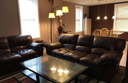 Little Italy Condo | Cozy 3 Bedroom Condo in Little Italy