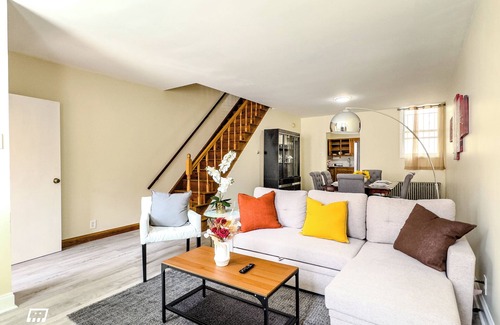 South Philadelphia Apartment | Cozy 3-Bedroom House in South Philly