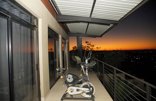 Windhoek House | Cozy 3-bedroom house with the best view of Windhoek
